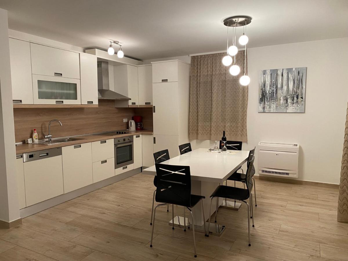 Apartments Carpe Diem プリモシュテン エクステリア 写真